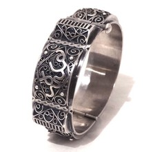 Ancien bracelet berbère jonc