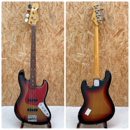 Guitare basse électrique