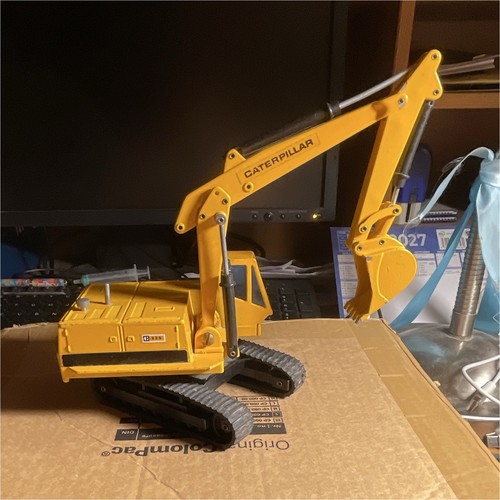 Caterpillar excavateur - caterpillar,
