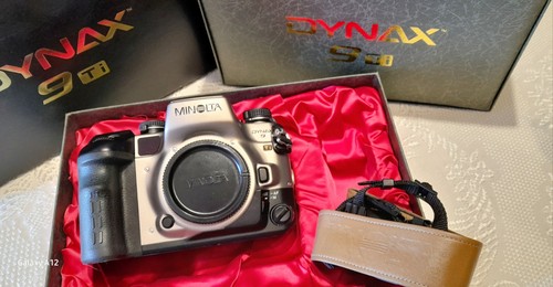 Minolta dynax reflex 35 - 9, ti
