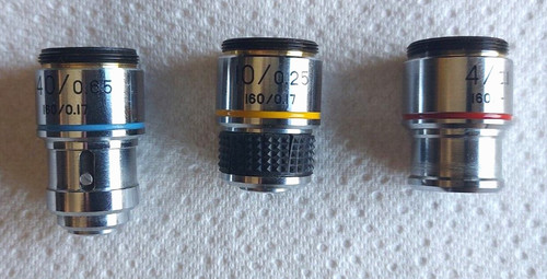 Objectifs achromatique de - 3x,