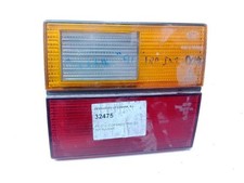 feu arrière intérieur gauche