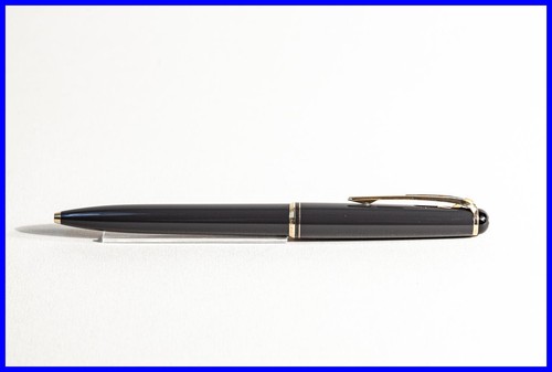 Montblanc stylo à - 28,