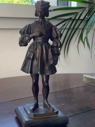 Belle statuette représentant - statuette,