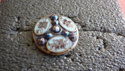 Bouton ancien emaille - ,