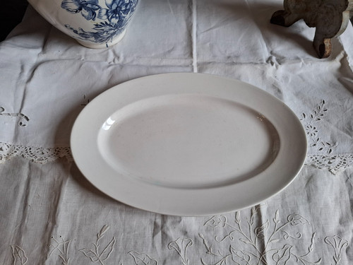 Plat ancien blanc - plat,