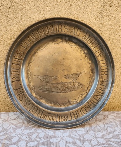 Plat dédicatoire gravé - plat,