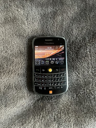 Blackberry bold 9000 - blackberry,