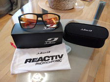 JULBO REACTIV Photochromic Dark Glass Light Based Sunglasses