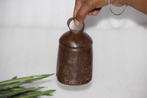 Cloche vache fer antique - cloche, en