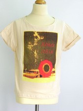 T-SHIRT MANCHES COURTES "