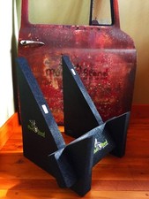 Mud Stand, a new type of amp stand that improves your tone!   Amplifier stand...