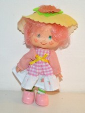 Poupée CHARLOTTE AUX FRAISES