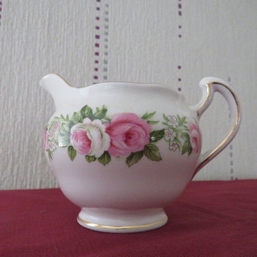 Crémier staffordshire - crémier,