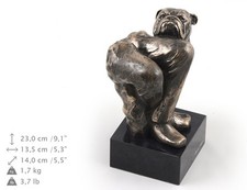 Bouledogue Anglais, Statue De