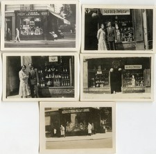 ANTIQUE PHOTO - VINTAGE SNAPSHOT - GROCERY STORE SHOP WINE SHOWCASE