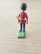 Figurine en plomb ancienne