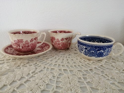 Lot tasses une soucoupe - tasses, et