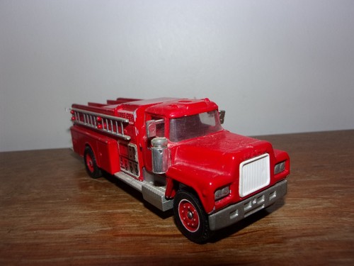 Solido mack r600 engine - solido,
