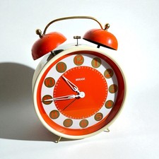 Ancien Réveil Mécanique Mirage West Germany Années 70 Orange Vintage Space Âge