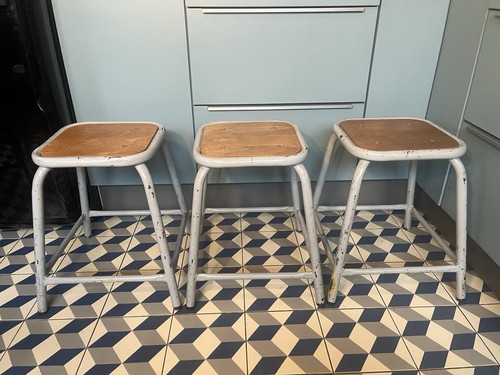 Lot ancien tabouret atelier - 3,