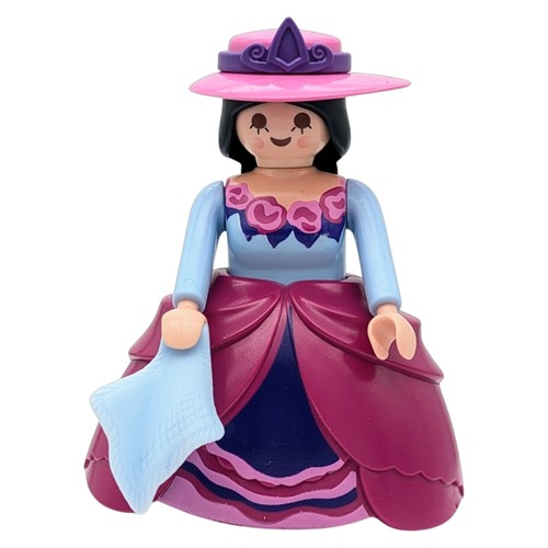 Playmobil figurine femme robe