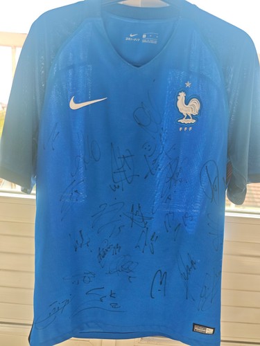 Maillot dédicacé par - maillot,