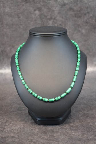 Bijou tres beau collier en - beau,