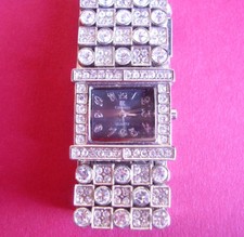 WG200 / LADIES WATCH "KK" PAVEE DE RHINESTONE