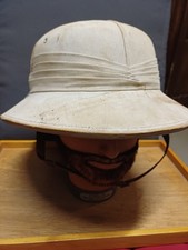 Casque colonial style anglais