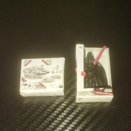 Star wars figurine dark vador - star,