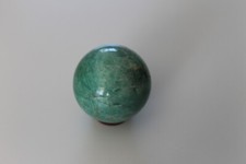 OEUF DE COLLECTION EN PIERRE FINE SEMI PRECIEUSE JASPE VERT 