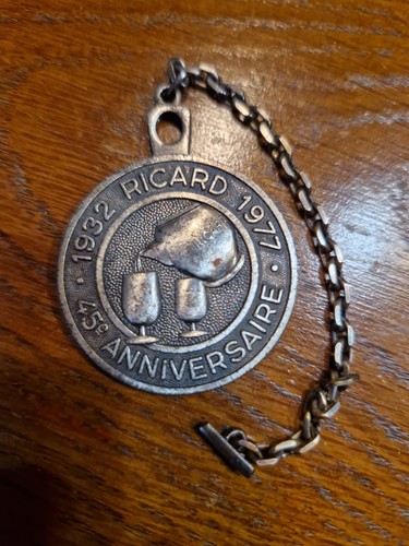 Rare porte clé ricard - rare,