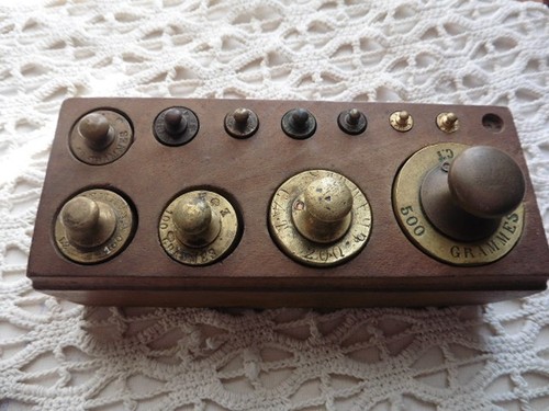 Ancienne boite poids pour - boite,