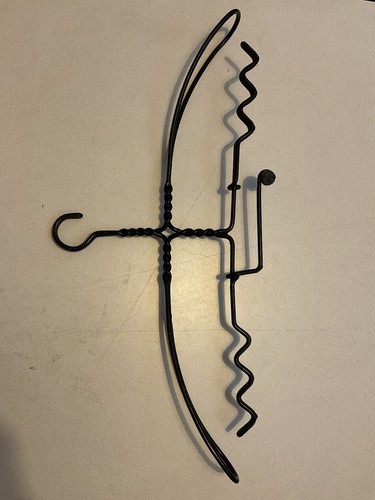 Cintre fil fer - fer, torsadÉ