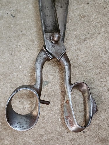 Ancien ciseau drapiers - de,