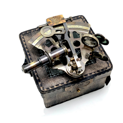 Ancien sextant laiton - en,