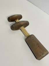 Ancien Tire Bouchons En Bois