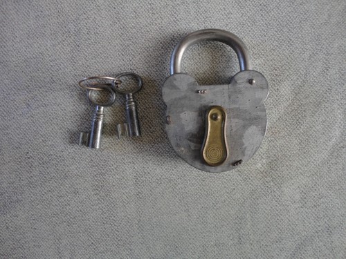Superbe cadenas ancien - ancien, a"