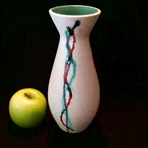 Superbe vase décoré - , main