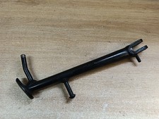 UNE BEQUILLE LATERALE MOTO