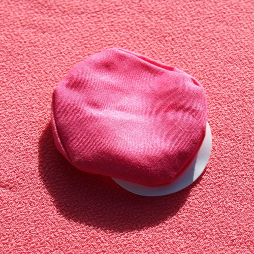 Casquette rose pour - , poupée