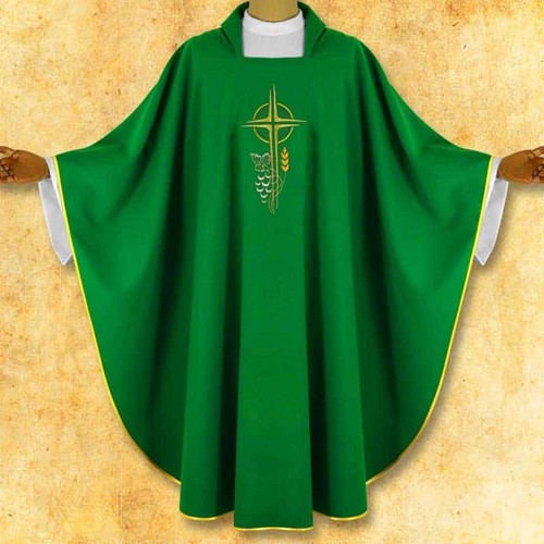 Chasuble brodée croix - brodée, “croix”