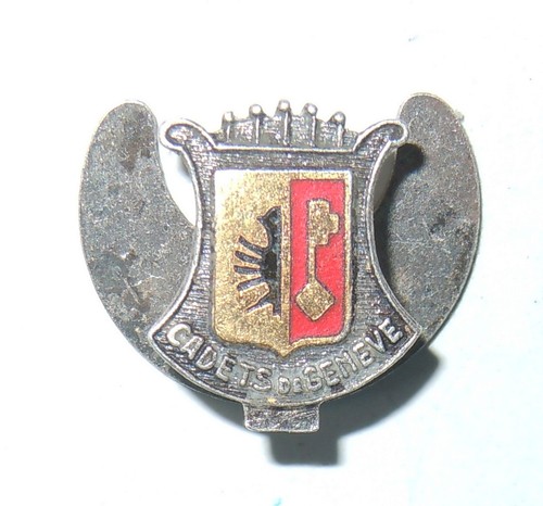 Ancien insigne boutonniere - de,