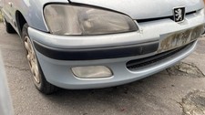 Pare choc avant PEUGEOT 106