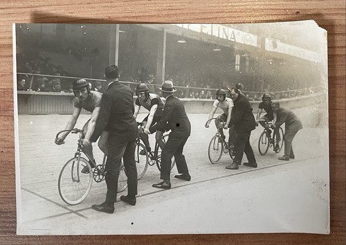 Vel hiv photo stayer velo - vel,
