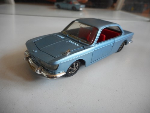 Marklin bmw 2000 bleu - en, au