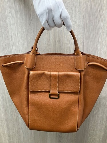Auth delvaux grained leather - auth,