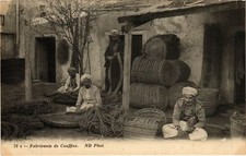 Old postcard AK TUNISIA manufacturers of cuffins (973679)