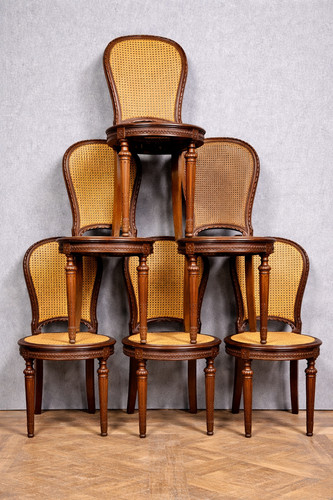 Suite chaises dites - suite, de